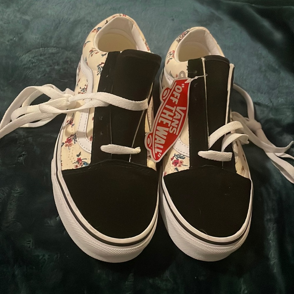 Floral Vans